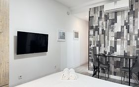 Apartamentos Day Madrid HORNO Centro Gran Via Sol Malasaña