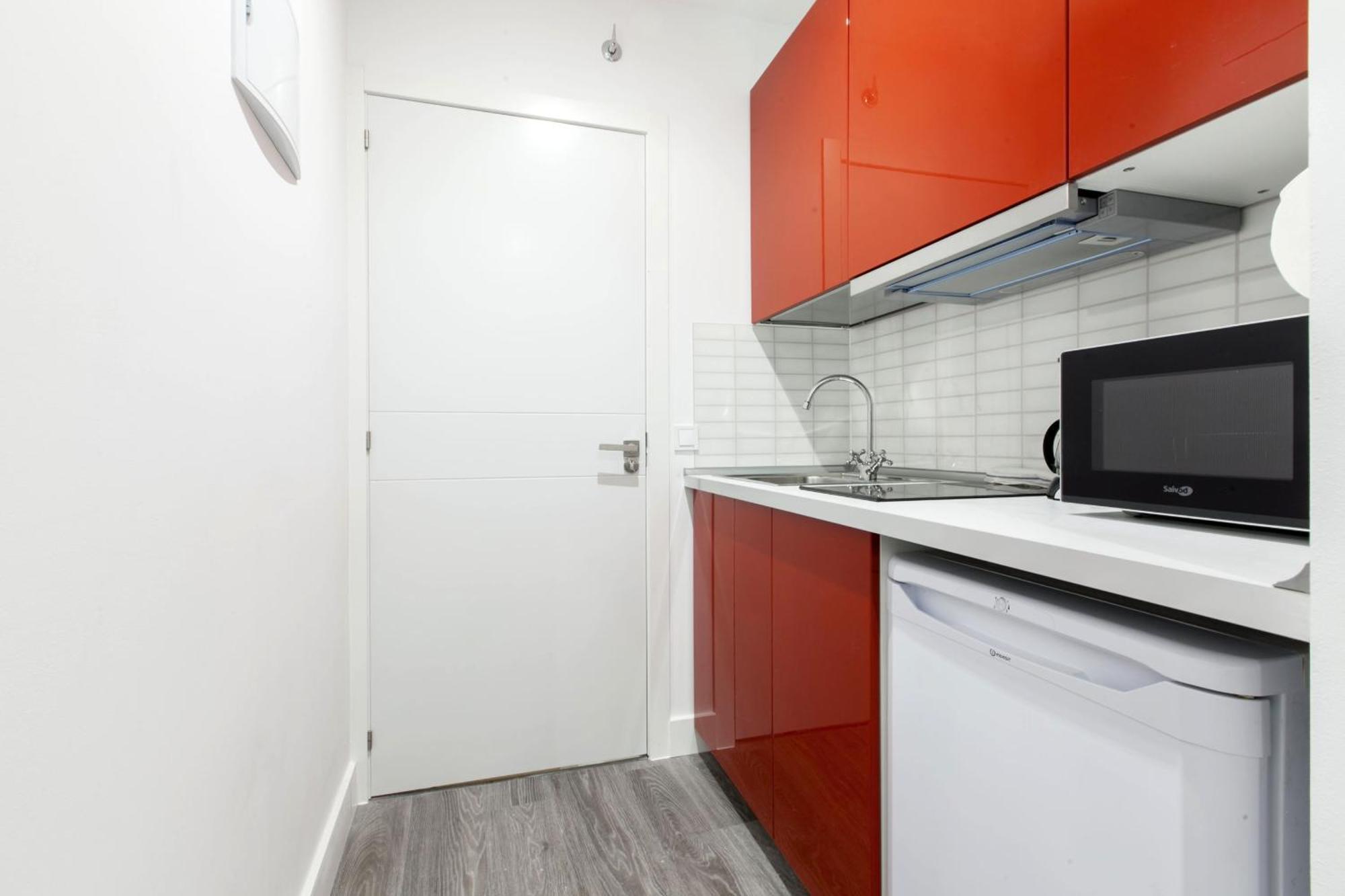 Apartamentos Day Madrid HORNO Centro Gran Via Sol Malasaña Exterior foto